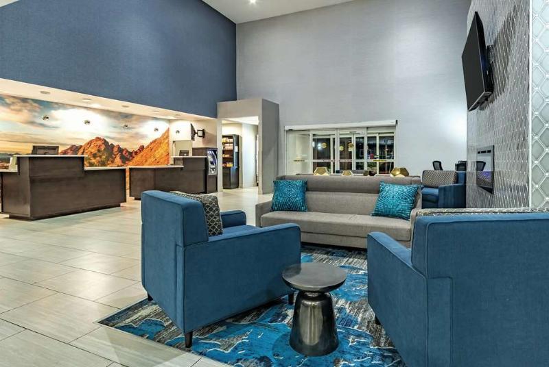La Quinta By Wyndham Phoenix I-10 West Экстерьер фото